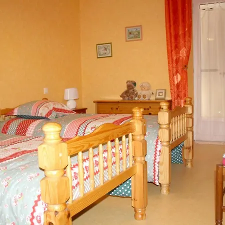 Villa With 3 Bedrooms In Archignac With Private Pool Enclosed Garden And Wifi *